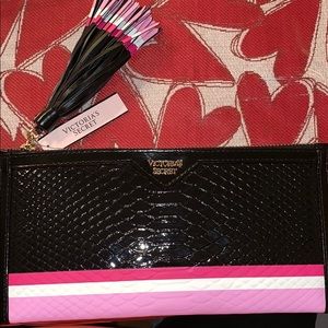 Victoria Secret Small pouchette slim wallet NWT